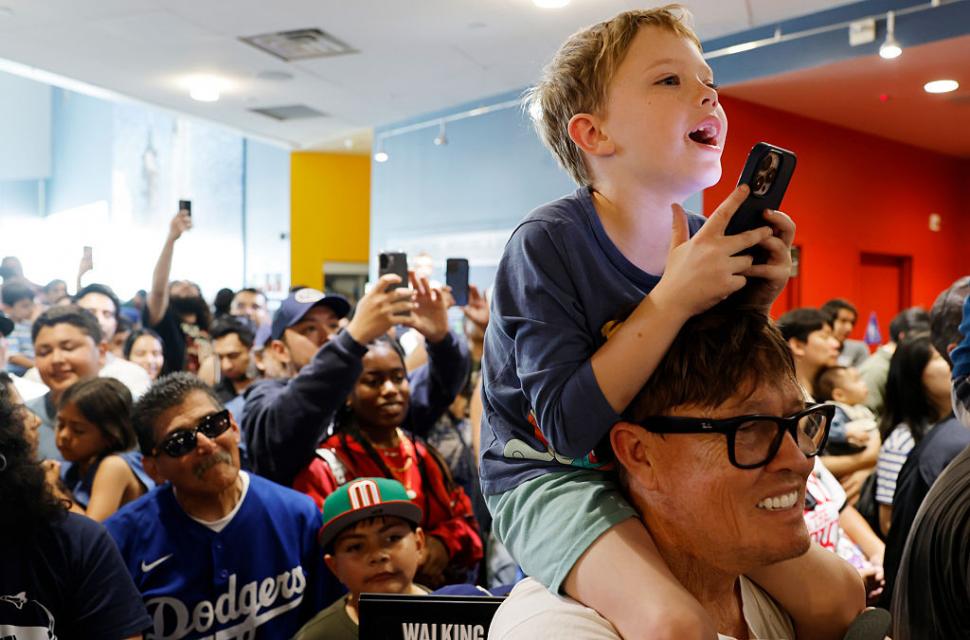 Mesajul lui Trump, după succesul misiunii Artemis II: "Următoarea etapă este Marte" 1060135