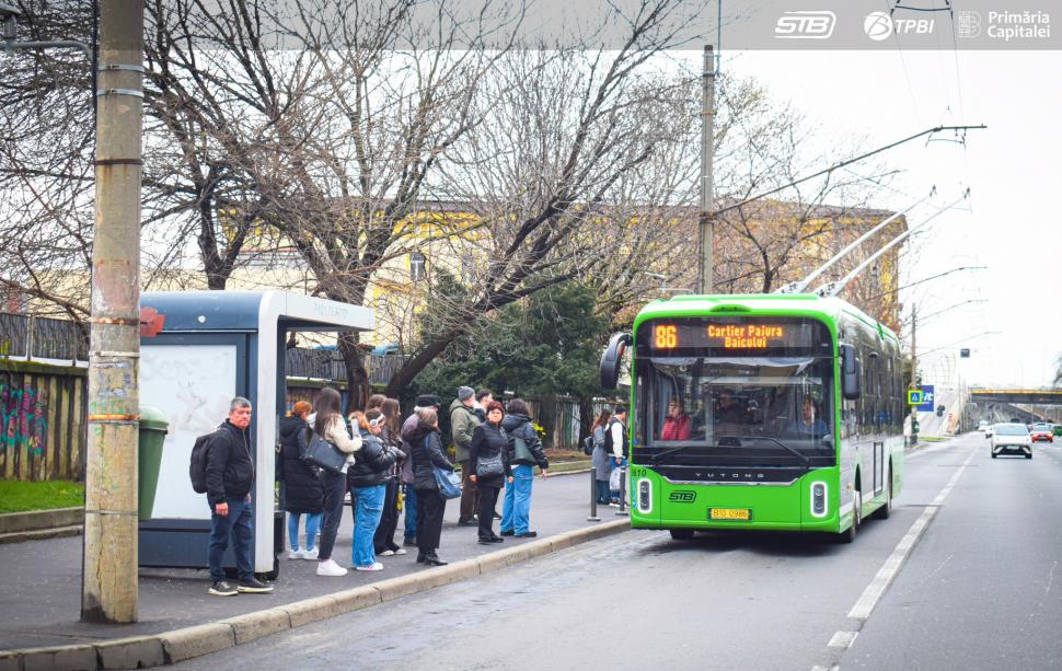 Noile troleibuze din București sunt dotate cu alcooltest. STB: Nu pornesc dacă şoferul a băut 1060195