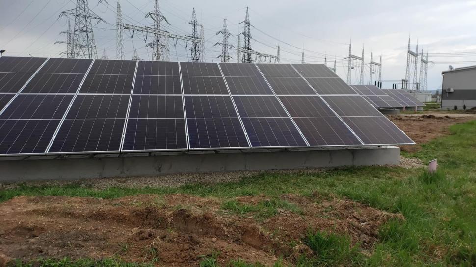 Panouri fotovoltaice în șase stații electrice: Transelectrica investește 51,7 milioane de euro din PNRR 1061185