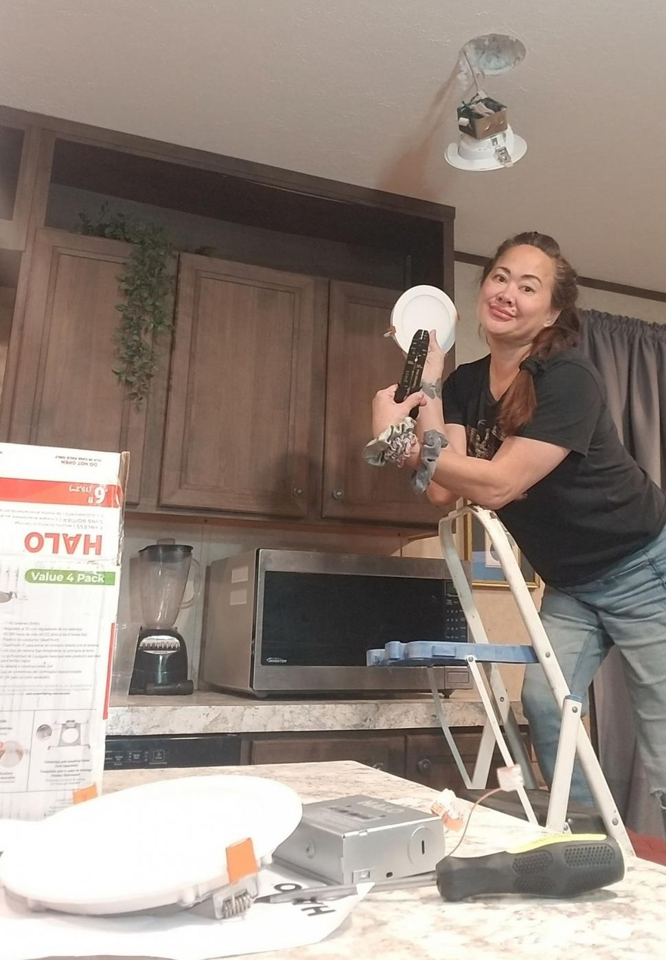 O fostă vedetă de filme pentru adulți a luat examenul de barou și devine avocată. Este în clubul celor mai inteligenți oameni din lume 1061715