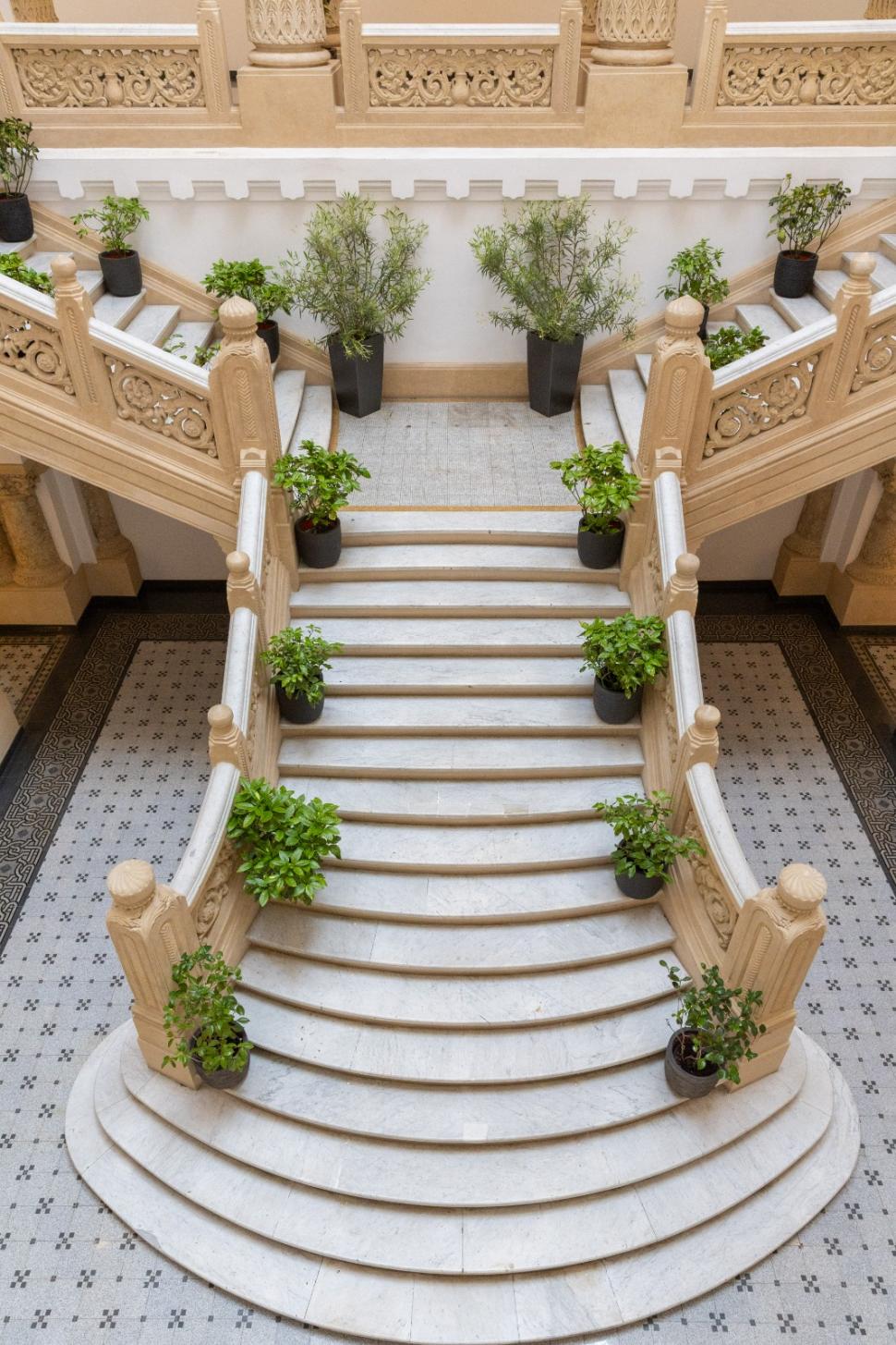 Porți Deschise la Primăria București. Clădirea monument istoric se poate vizita, de acum, în weekend: Programul tururilor ghidate 1061562