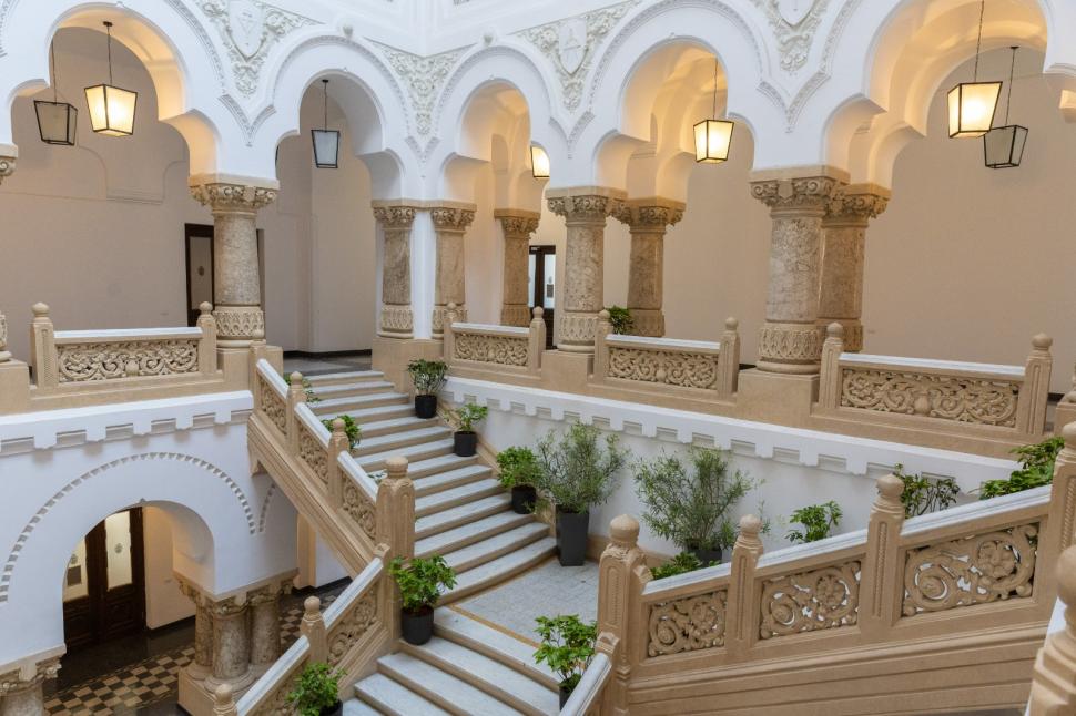 Porți Deschise la Primăria București. Clădirea monument istoric se poate vizita, de acum, în weekend: Programul tururilor ghidate 1061564