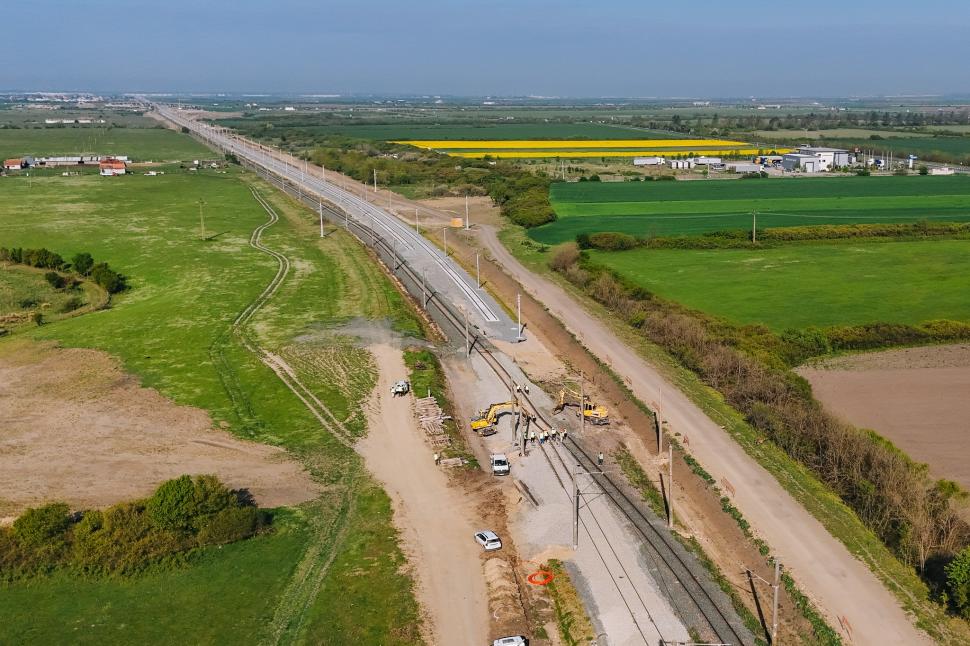 Un nou tronson de aproape 10 km de cale ferată modernizată a fost dat în circulație între Lugoj și Timișoara 1061526