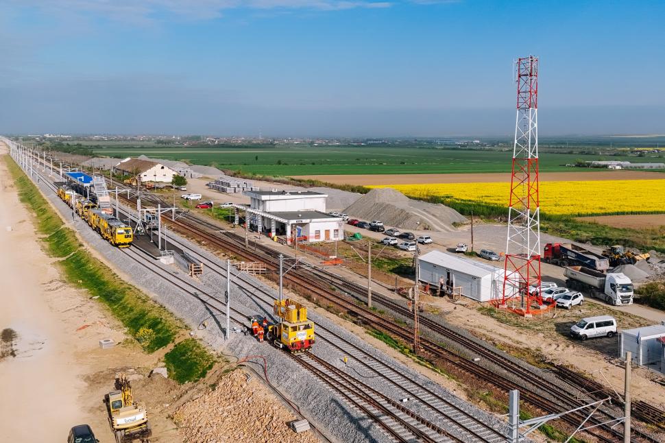 Un nou tronson de aproape 10 km de cale ferată modernizată a fost dat în circulație între Lugoj și Timișoara 1061529