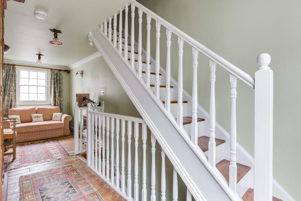 Casa de 2 metri lățime se vinde cu 1,4 milioane de euro. Cum arată interiorul cu două dormitoare, două băi și living 1062118