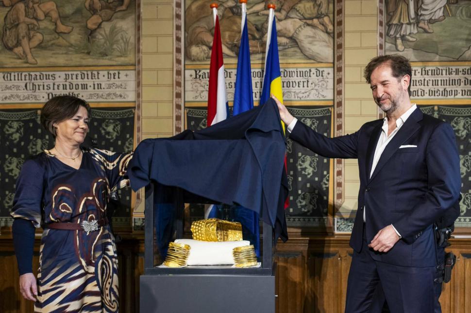 Coiful dacic de la Coțofenești se poate vedea din 21 aprilie. Unde se află expus, program și prețuri 1062004