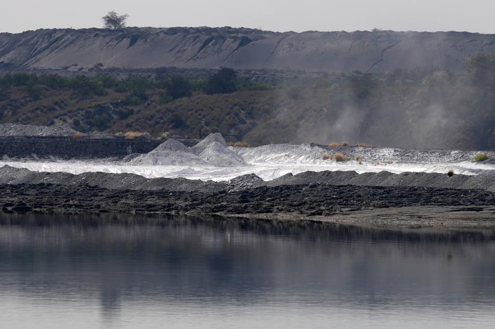 În ciuda unei rupturi diplomatice, SUA investesc într-un proiect experimental de extragere a pământurilor rare în Africa de Sud 1061963