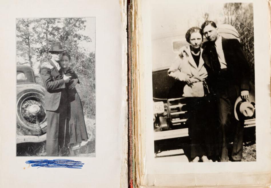 Poezii inedite și suveniruri secrete ale legendarului cuplu de infractori Bonnie și Clyde vor fi scoase la licitație 1062422