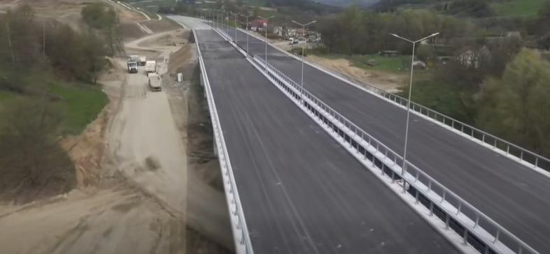 Autostrada Sibiu-Pitești. Un nou tronson de aproape 10 kilometri va fi deschis cu 6 luni mai devreme  1062815