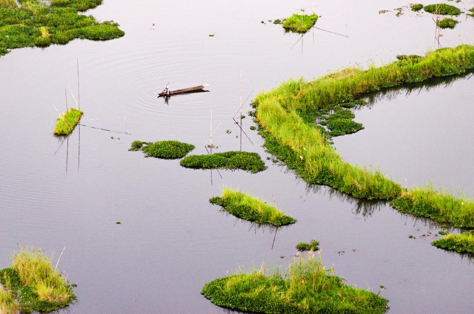 Există un singur parc național plutitor în lume. Lacul Loktak pare ireal: Pe suprafața lui sunt insule „vii” care apar și dispar 1062842