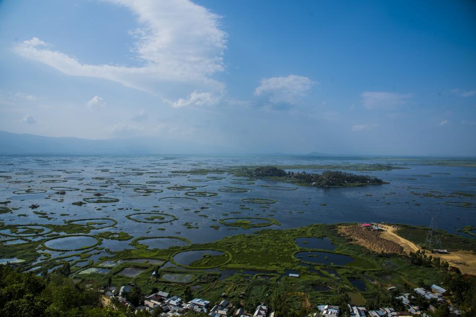 Există un singur parc național plutitor în lume. Lacul Loktak pare ireal: Pe suprafața lui sunt insule „vii” care apar și dispar 1062848