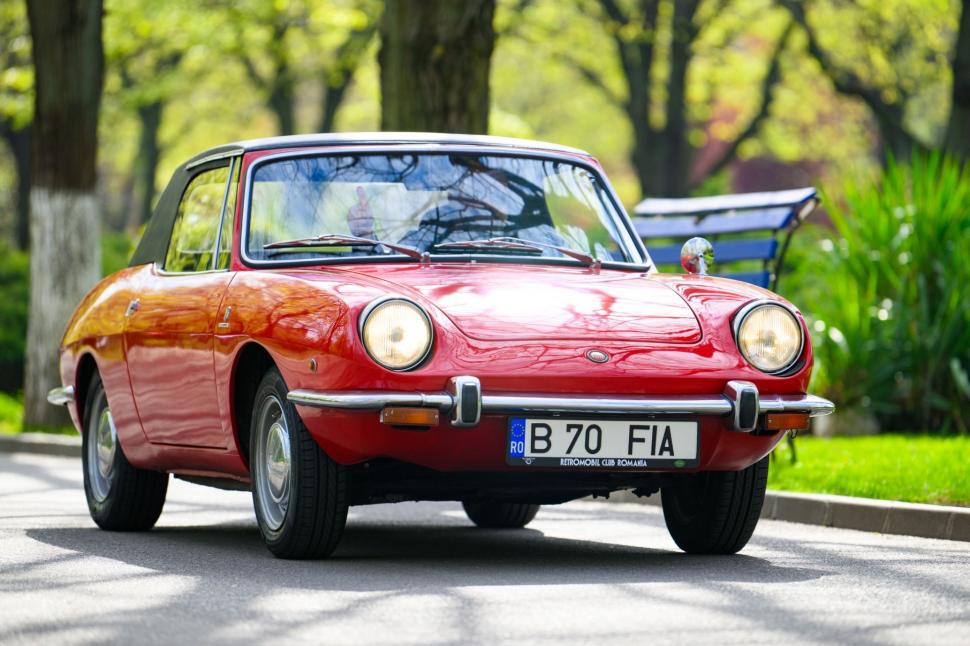 Retroparada Primăverii: Cea mai mare expoziție a Muzeului pe roți al României revine în Parcul Lumea Copiilor, din Bucureşti 1063307