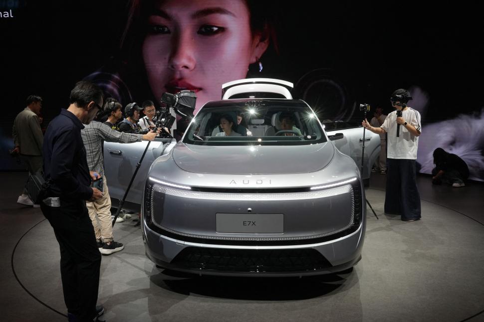 Mașinile viitorului, expuse la Auto China 2026: Din peste 1.450 de vehicule, 181 sunt premiere mondiale. BYD a venit cu tot portofoliul 1063904