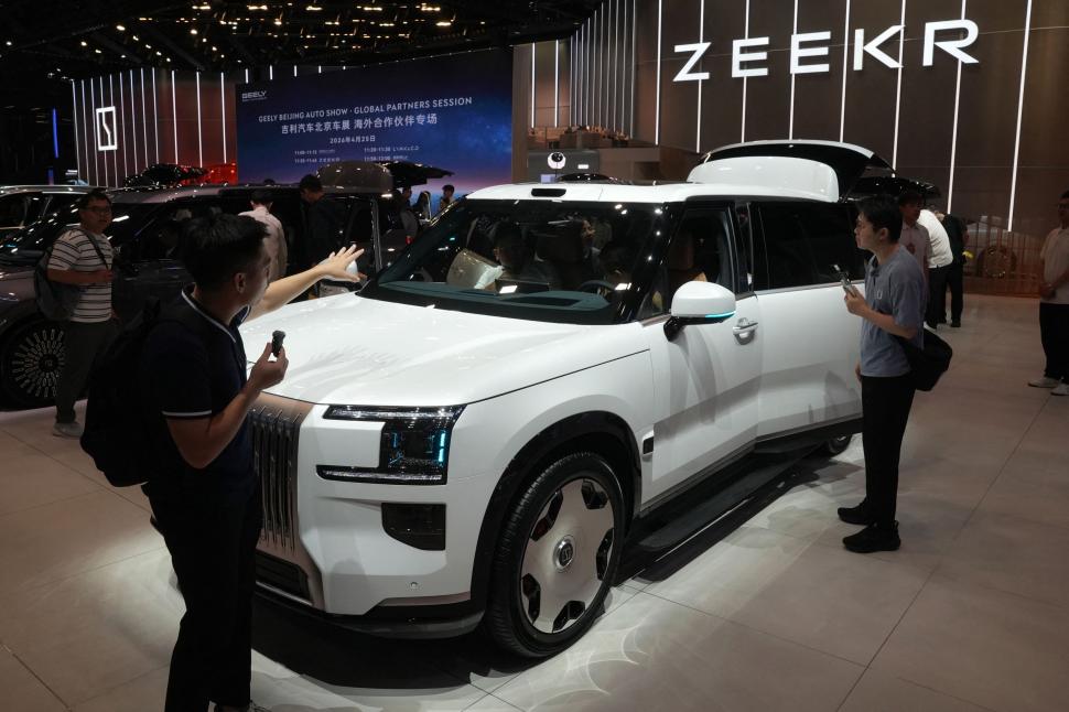 Mașinile viitorului, expuse la Auto China 2026: Din peste 1.450 de vehicule, 181 sunt premiere mondiale. BYD a venit cu tot portofoliul 1063909