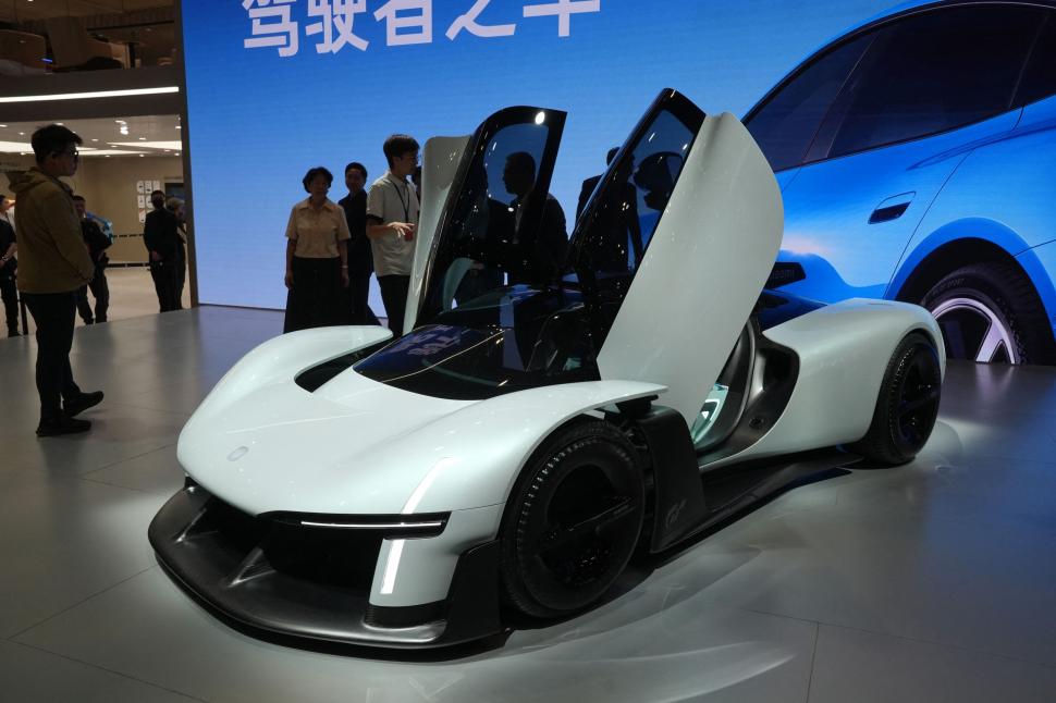 Mașinile viitorului, expuse la Auto China 2026: Din peste 1.450 de vehicule, 181 sunt premiere mondiale. BYD a venit cu tot portofoliul 1063916