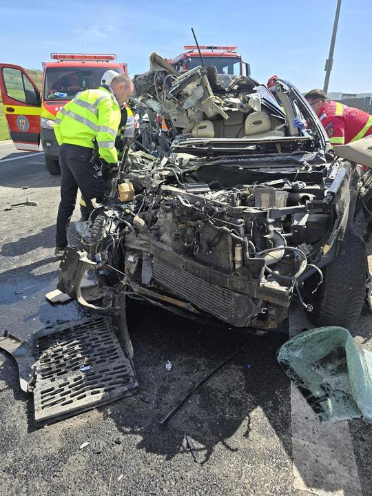 Trafic blocat pe autostrada A1, după un accident grav: Intervine elicopterul SMURD. Circulația este deviată pe DN1 1064261