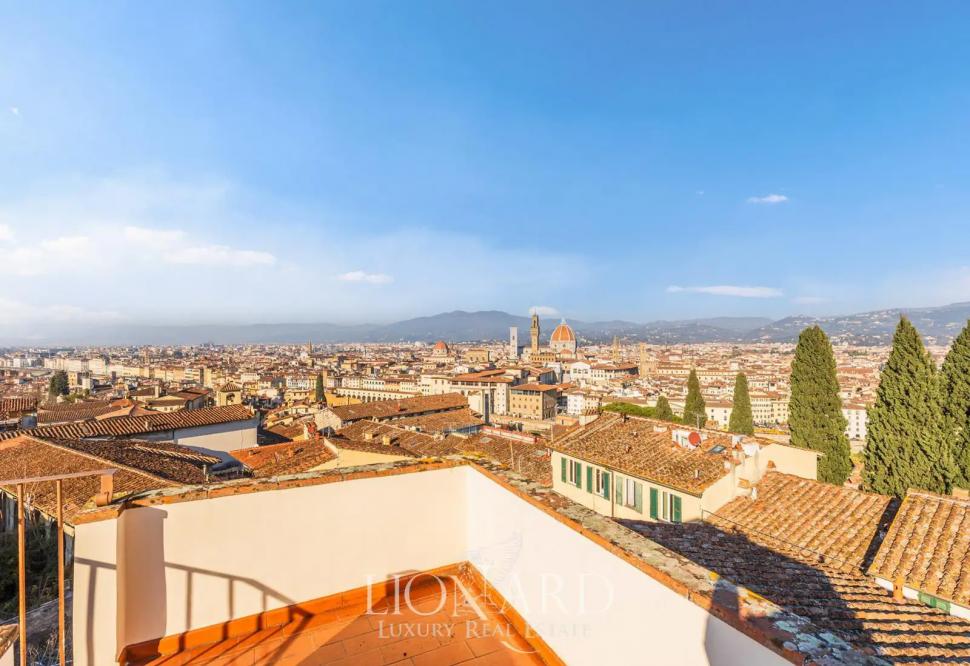 Un milionar american a locuit în vila istorică din Florența de unde Galileo observa cerul, iar acum o vinde: Cum arată și cât costă 1064330