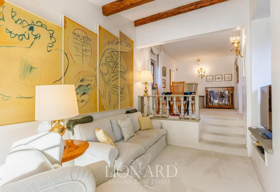 Un milionar american a locuit în vila istorică din Florența de unde Galileo observa cerul, iar acum o vinde: Cum arată și cât costă 1064333