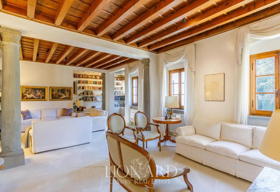 Un milionar american a locuit în vila istorică din Florența de unde Galileo observa cerul, iar acum o vinde: Cum arată și cât costă 1064335