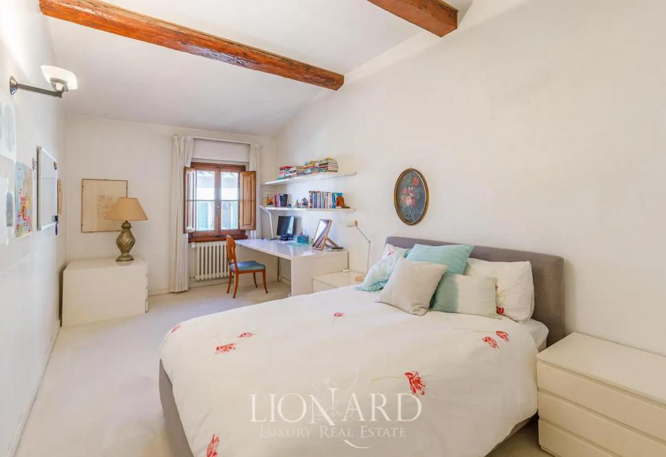 Un milionar american a locuit în vila istorică din Florența de unde Galileo observa cerul, iar acum o vinde: Cum arată și cât costă 1064349