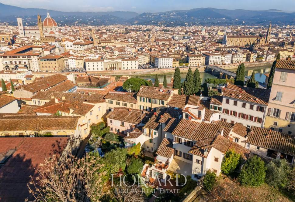 Un milionar american a locuit în vila istorică din Florența de unde Galileo observa cerul, iar acum o vinde: Cum arată și cât costă 1064353