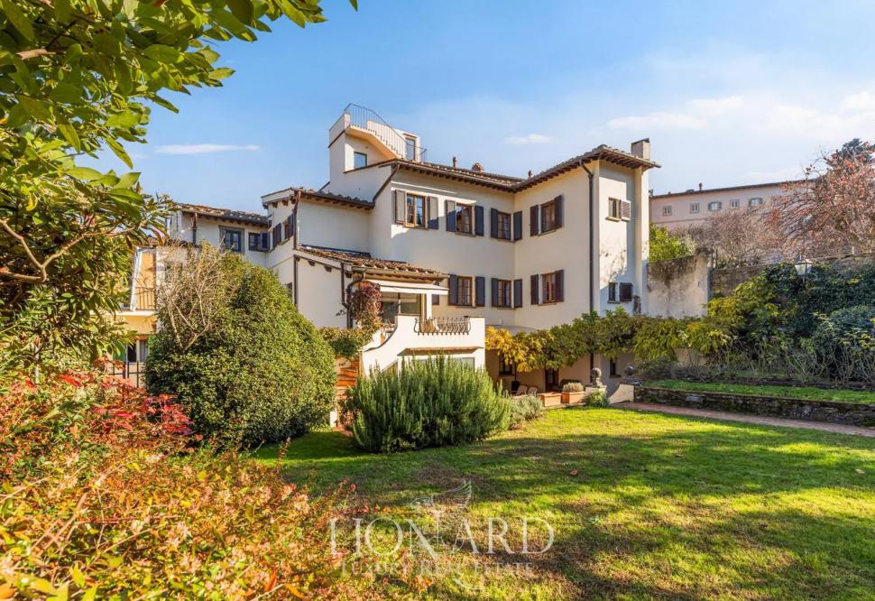 Un milionar american a locuit în vila istorică din Florența de unde Galileo observa cerul, iar acum o vinde: Cum arată și cât costă 1064355