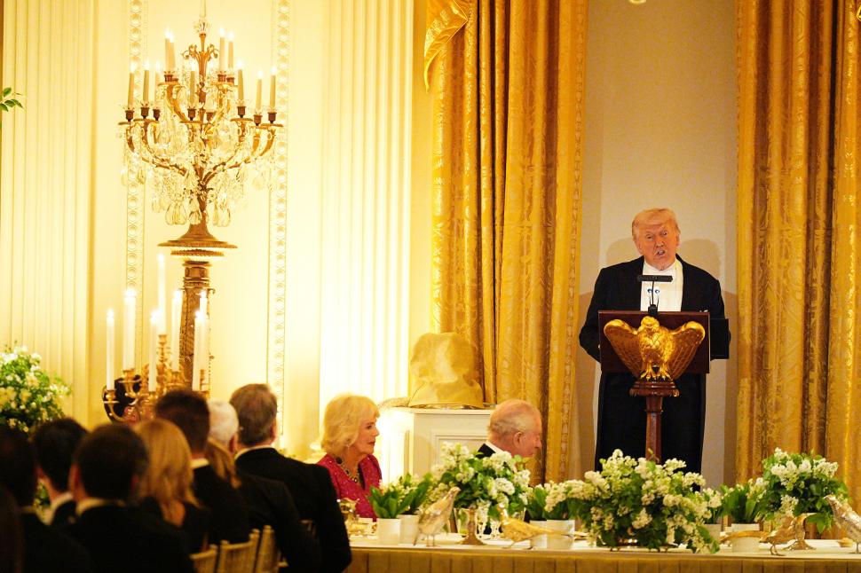 Modă, miliardari și glume: În culisele dineului de stat de la Casa Albă pentru Regele Charles. Melania Trump a organizat cina 1064504