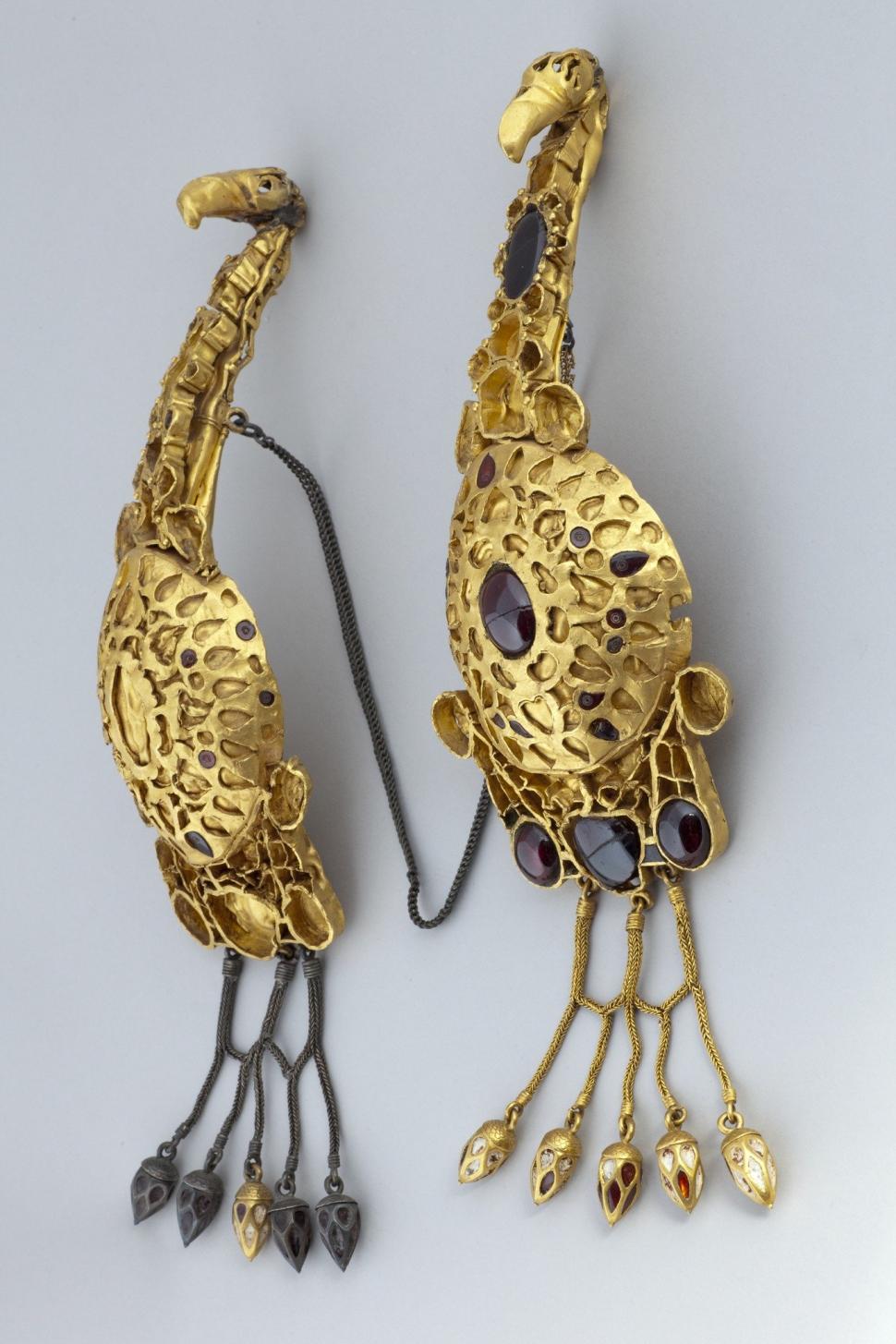 „Unii spun că aurul românesc e în lacul Baikal”: Isărescu anunță cum vrea BNR să schimbe strategia de a recupera tezaurul de la ruși 1064673