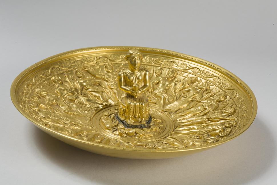 „Unii spun că aurul românesc e în lacul Baikal”: Isărescu anunță cum vrea BNR să schimbe strategia de a recupera tezaurul de la ruși 1064674