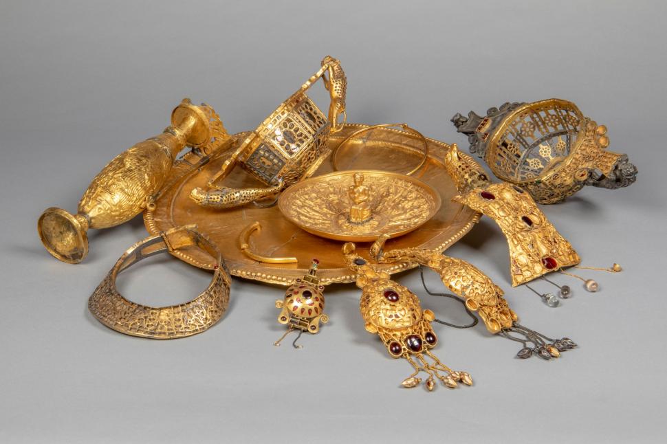 „Unii spun că aurul românesc e în lacul Baikal”: Isărescu anunță cum vrea BNR să schimbe strategia de a recupera tezaurul de la ruși 1064676