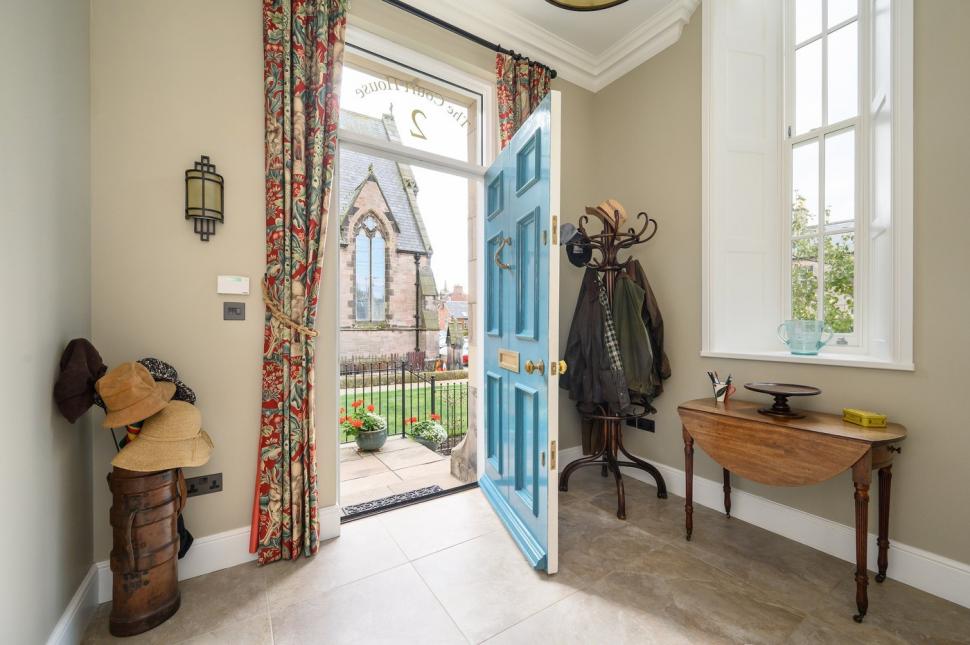 O fostă închisoare a fost transformată într-o locuință de lux și a fost scoasă la vânzare cu un preț surprinzător 1064858