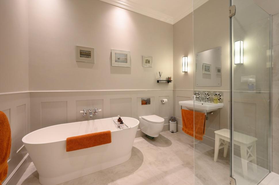 O fostă închisoare a fost transformată într-o locuință de lux și a fost scoasă la vânzare cu un preț surprinzător 1064865