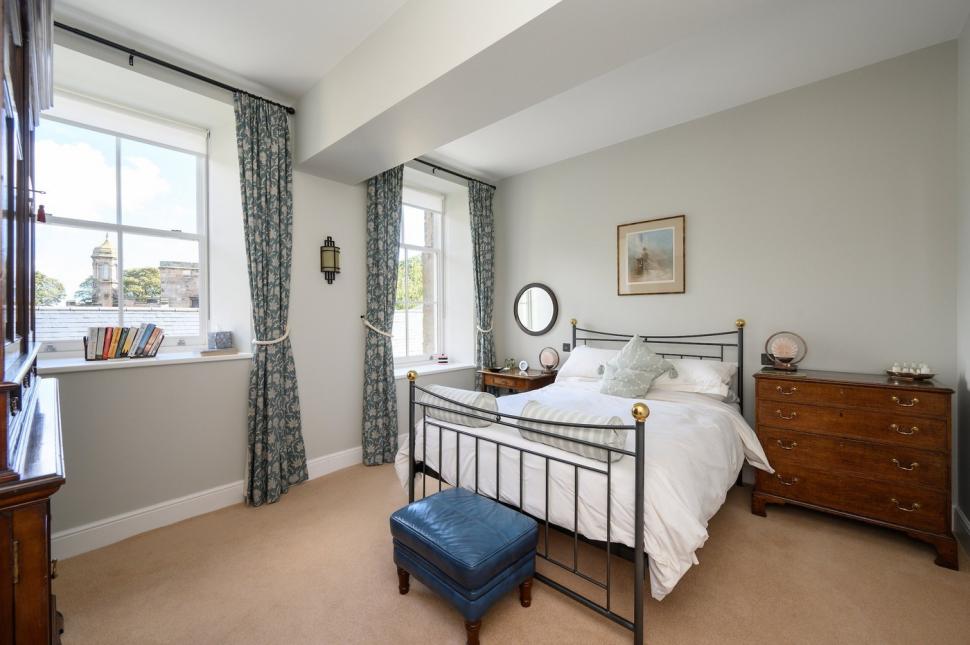 O fostă închisoare a fost transformată într-o locuință de lux și a fost scoasă la vânzare cu un preț surprinzător 1064866