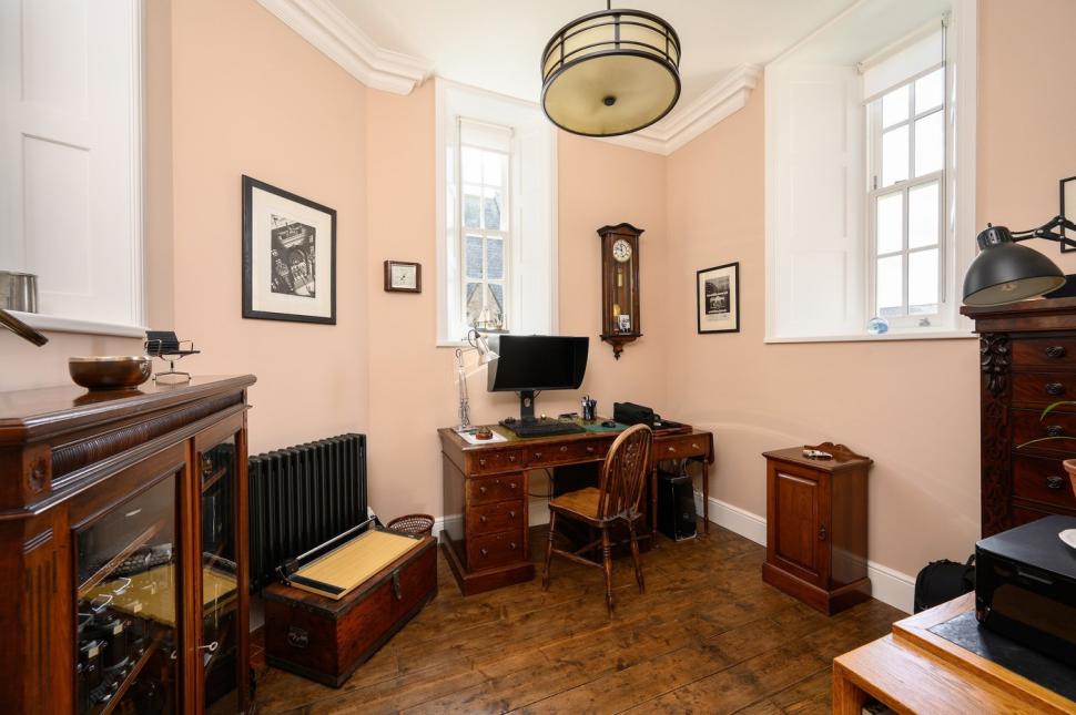 O fostă închisoare a fost transformată într-o locuință de lux și a fost scoasă la vânzare cu un preț surprinzător 1064867