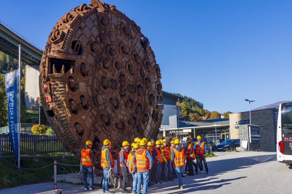 Record mondial în Europa: Se construiește cel mai lung tunel feroviar de pe planetă. Unde va fi 1065292