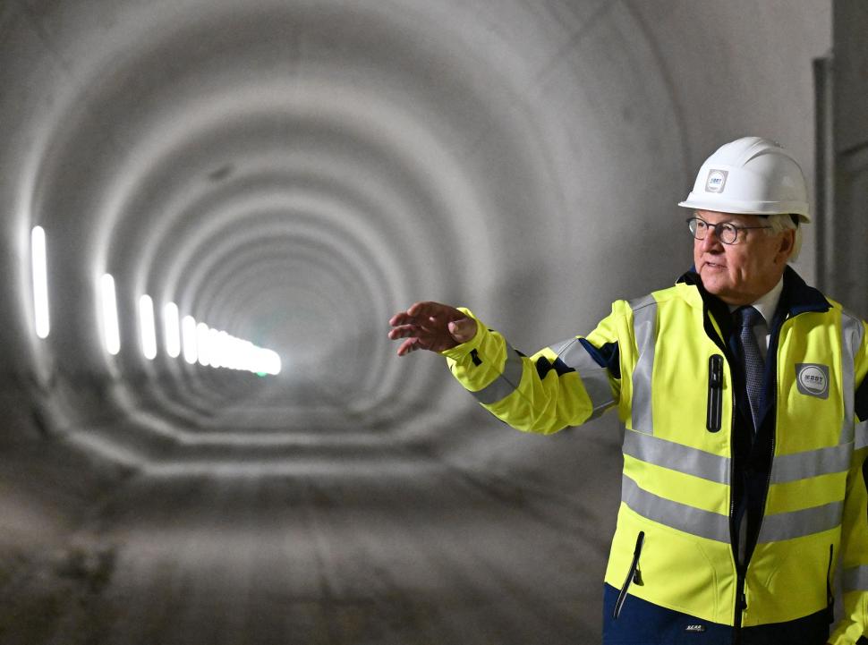 Record mondial în Europa: Se construiește cel mai lung tunel feroviar de pe planetă. Unde va fi 1065293