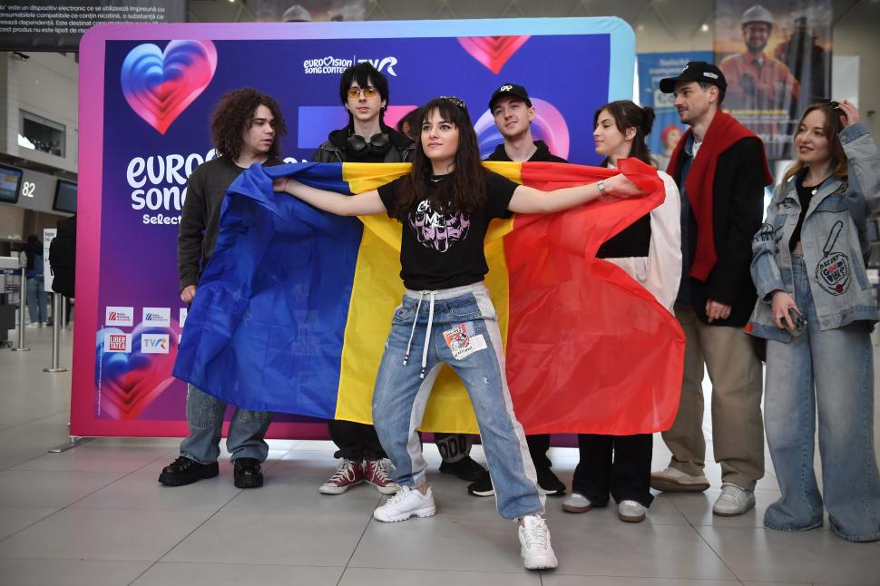 Alexandra Căpitănescu și trupa ei au plecat la Viena, la Eurovision 2026 1065647