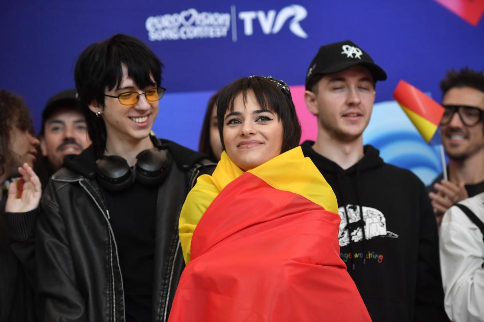 Alexandra Căpitănescu și trupa ei au plecat la Viena, la Eurovision 2026 1065649