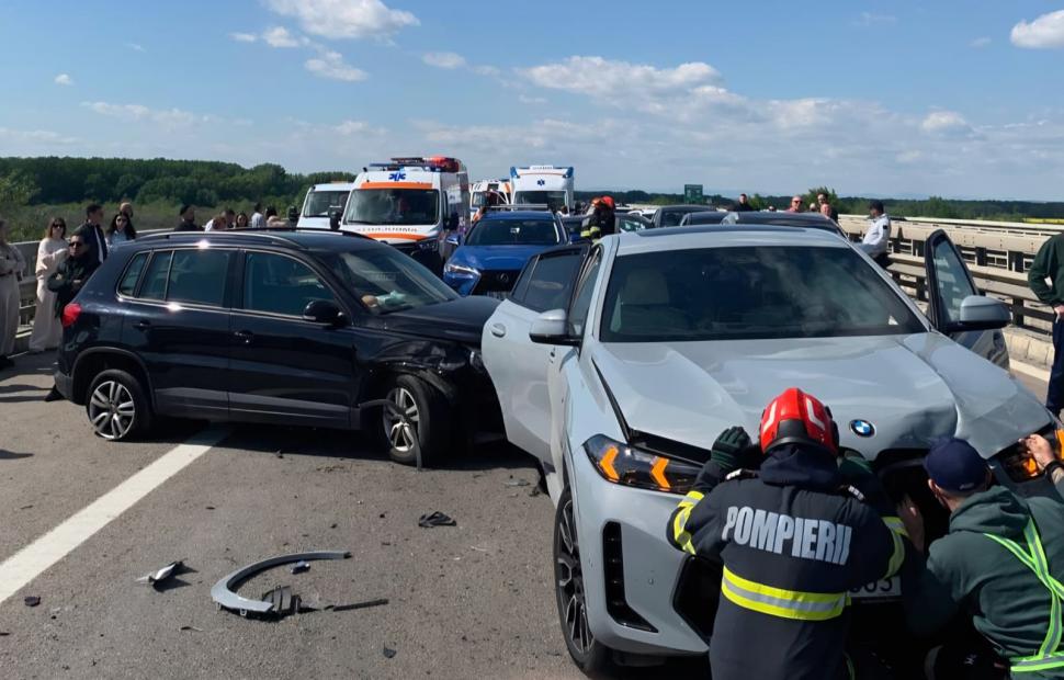 Carambol cu șase mașini pe Autostrada A3, în Prahova: Sensul spre București, blocat. Traficul a fost deviat pe DN1 1065631