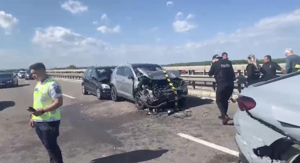 Carambol cu șase mașini pe Autostrada A3, în Prahova: Sensul spre București, blocat. Traficul a fost deviat pe DN1 1065641