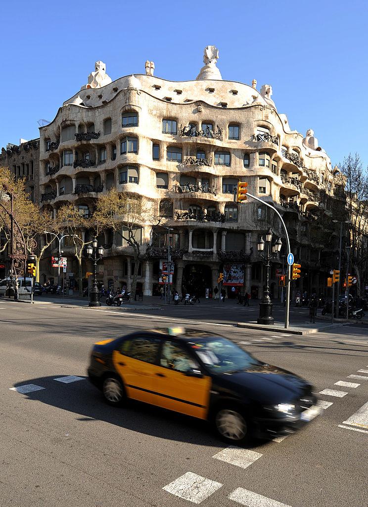 „Este un sit de patrimoniu mondial, dar e casa mea”: Ultima chiriașă rămasă în Casa Milà descrie viața în capodopera lui Gaudí 1065858