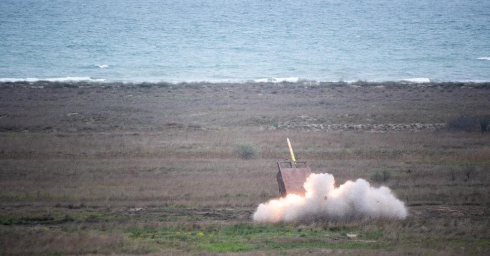 Rachete cu lansare multiplă şi un sistem HIMARS românesc au executat trageri reale la Capu Midia. Imagini de la exerciţiul NATO 1066480