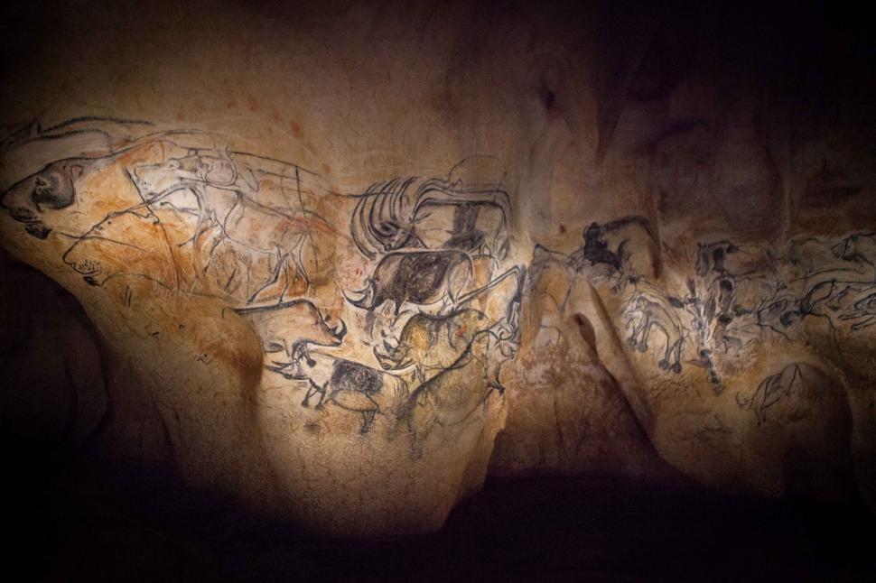 Oamenii de știință au deschis o peșteră sigilată timp de 20.000 de ani și au descoperit opere de artă perfect conservate 1066725