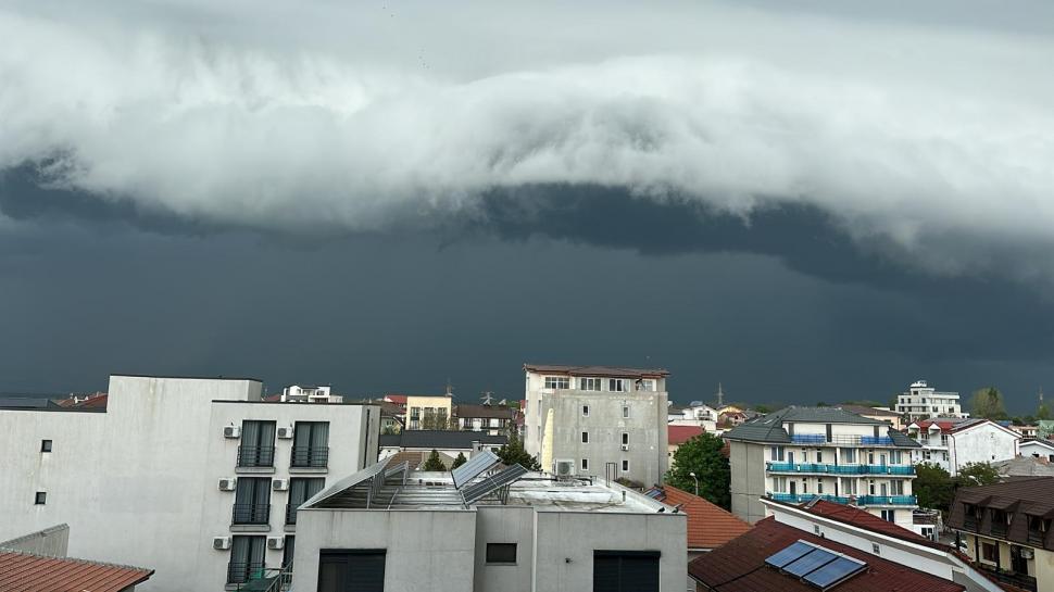 Atenționări meteo imediate. ANM a emis Cod portocaliu de furtuni cu grindină. Lista localităților afectate: Multe sunt pe litoral 1067961
