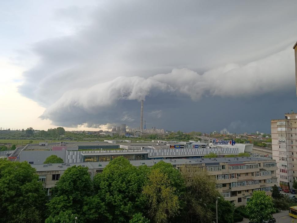 Atenționări meteo imediate. ANM a emis Cod portocaliu de furtuni cu grindină. Lista localităților afectate: Multe sunt pe litoral 1067963