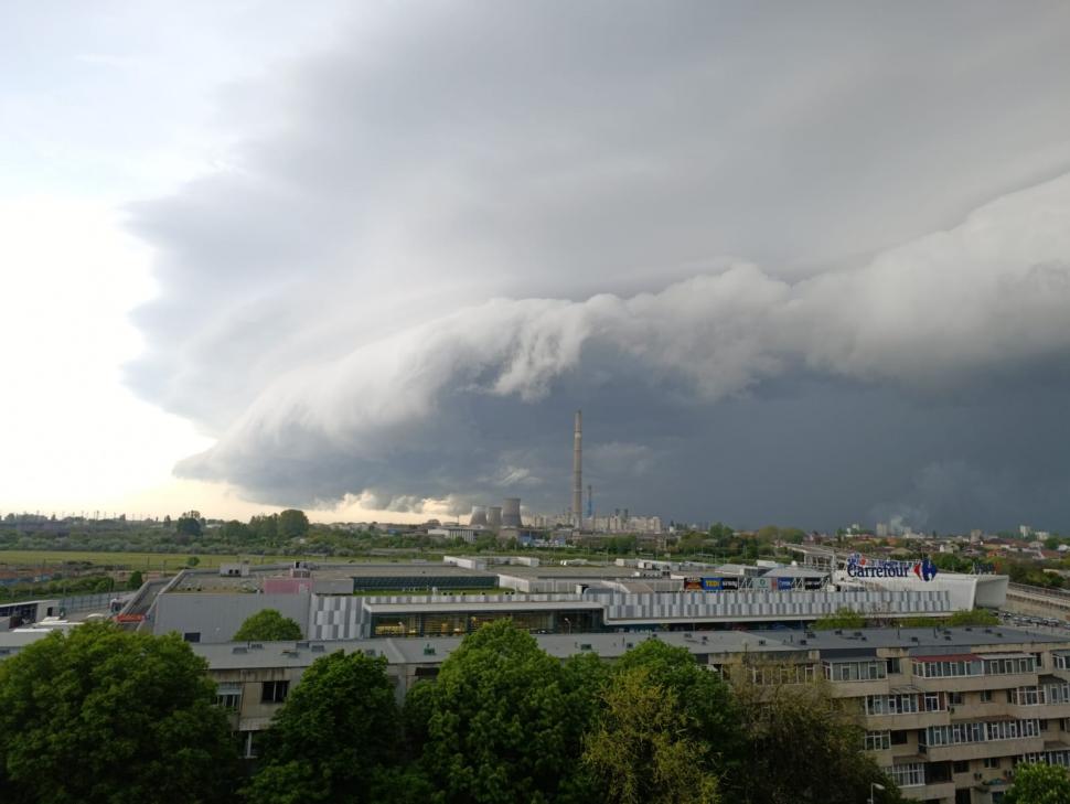 Atenționări meteo imediate. ANM a emis Cod portocaliu de furtuni cu grindină. Lista localităților afectate: Multe sunt pe litoral 1067964
