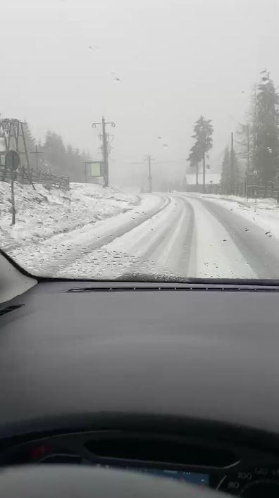 Ninge în România, pe 13 mai. Zăpada a ajuns la 2 metri la staţia meteo de pe Vârful Omu 1068241