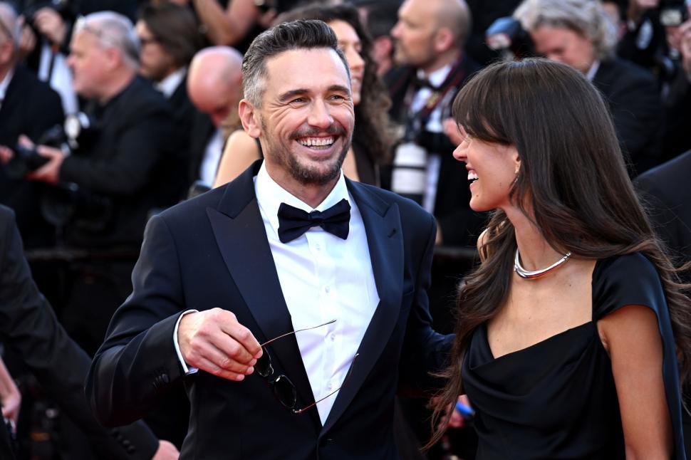Ținute strălucitoare la Festivalul de la Cannes 2026: Demi Moore și Jane Fonda au fost printre actrițele care au dominat covorul roșu 1068065