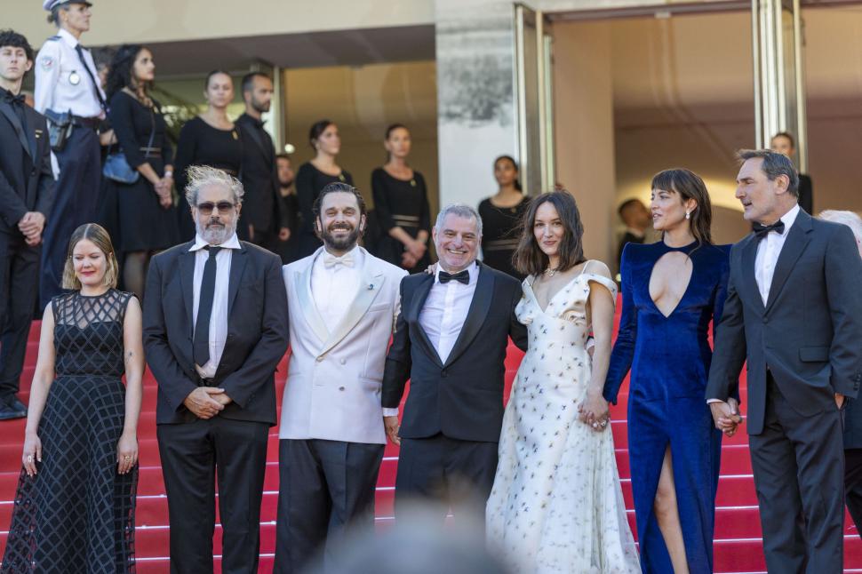 Ținute strălucitoare la Festivalul de la Cannes 2026: Demi Moore și Jane Fonda au fost printre actrițele care au dominat covorul roșu 1068094