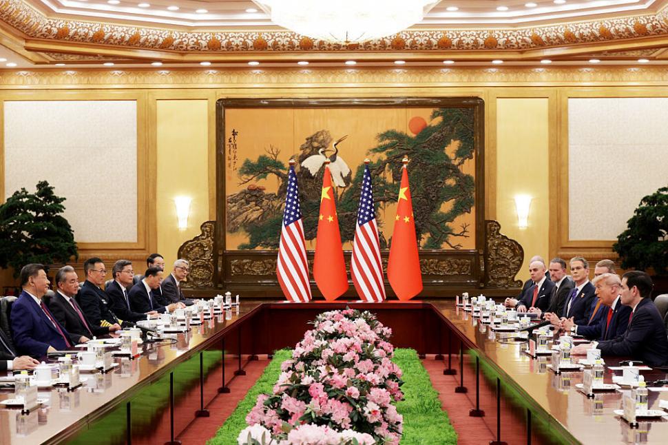 Xi Jinping i-a spus lui Trump că țările lor ar trebui să fie „mai degrabă parteneri decât adversari”. În culisele summitului din China  1068471